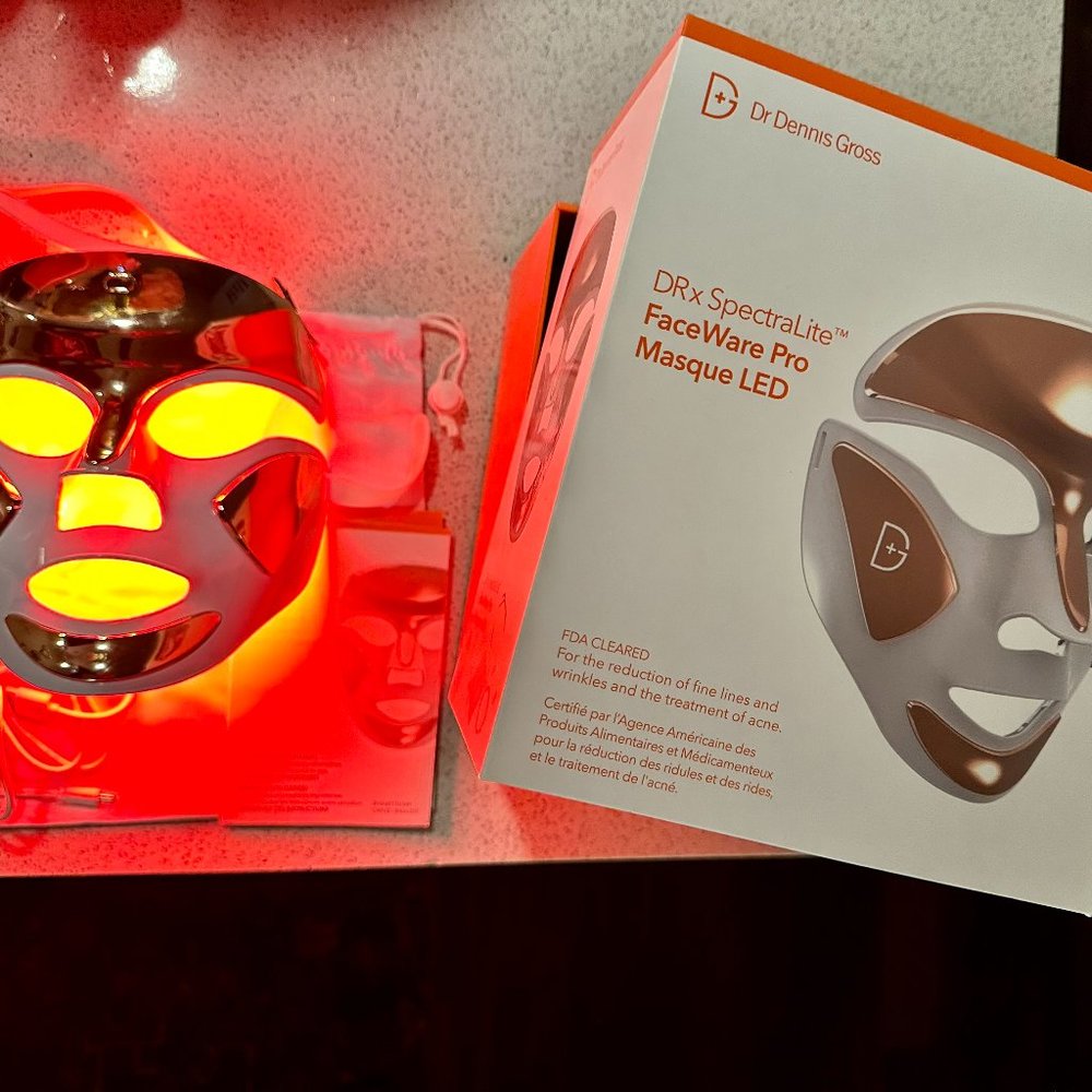 NEW, DR. DENNIS GROSS LED FACE MASK, DRx SpectraLite FaceWare Pro